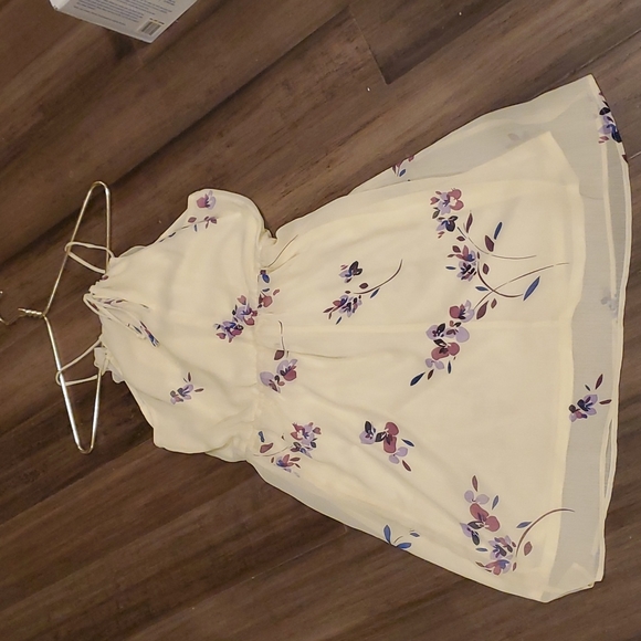 Old Navy floral dress - Picture 7 of 12